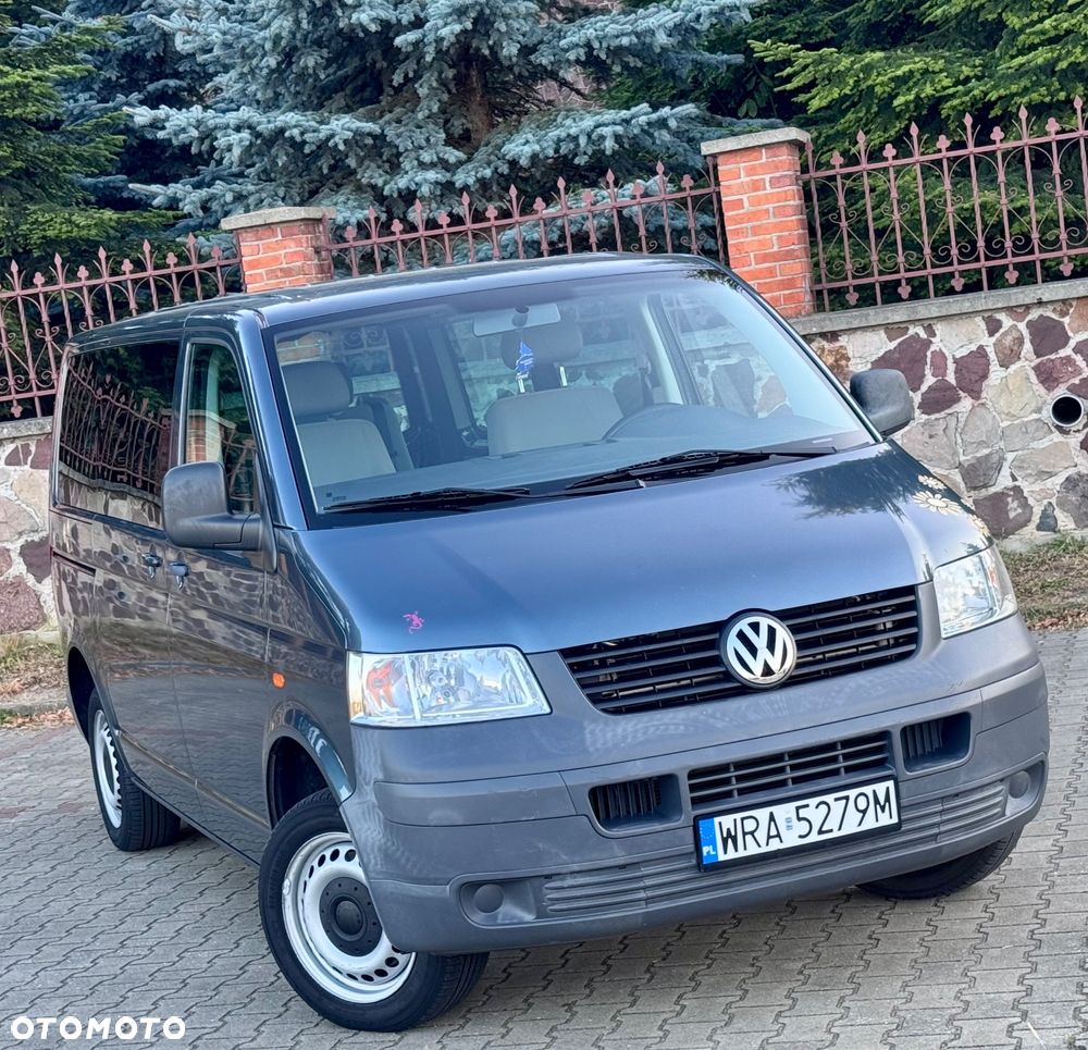 Volkswagen Multivan - 4