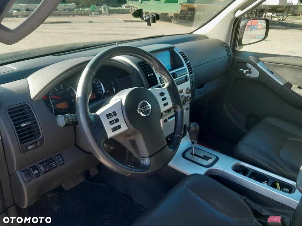 Nissan Pathfinder 2.5 D Platinum - 10