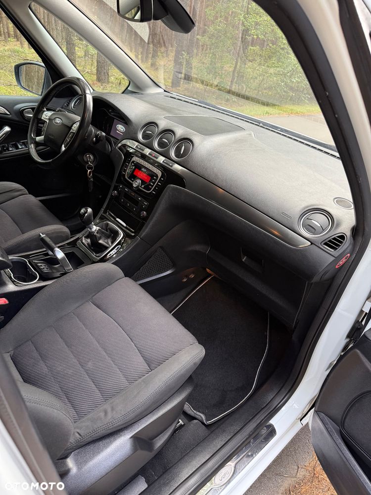 Ford Galaxy 2.0 TDCi Titanium - 35