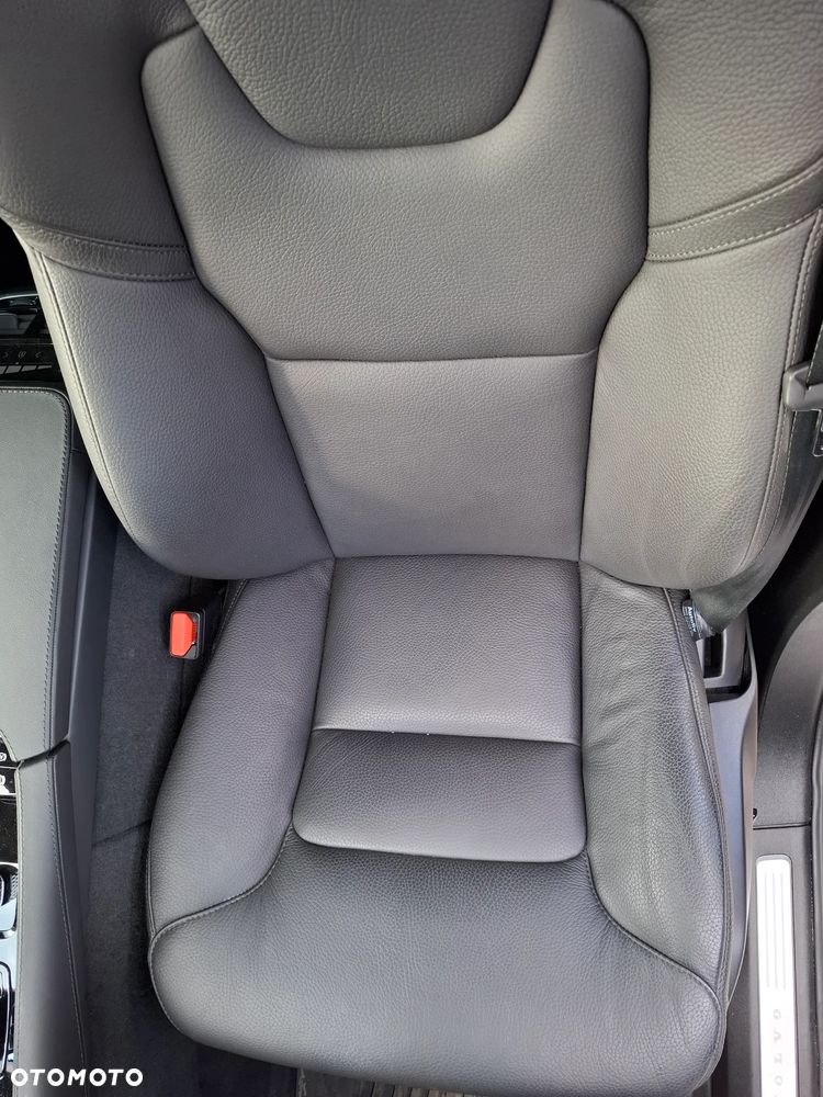 Volvo XC 90 T8 AWD Recharge Geartronic Inscription Edition - 11