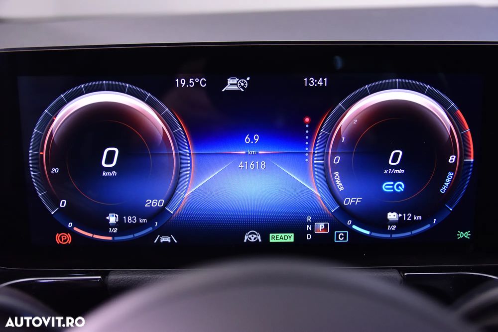 Mercedes-Benz GLA 250 e - 10