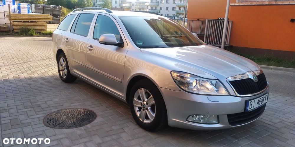 Skoda Octavia 2.0 TDI Ambiente - 2
