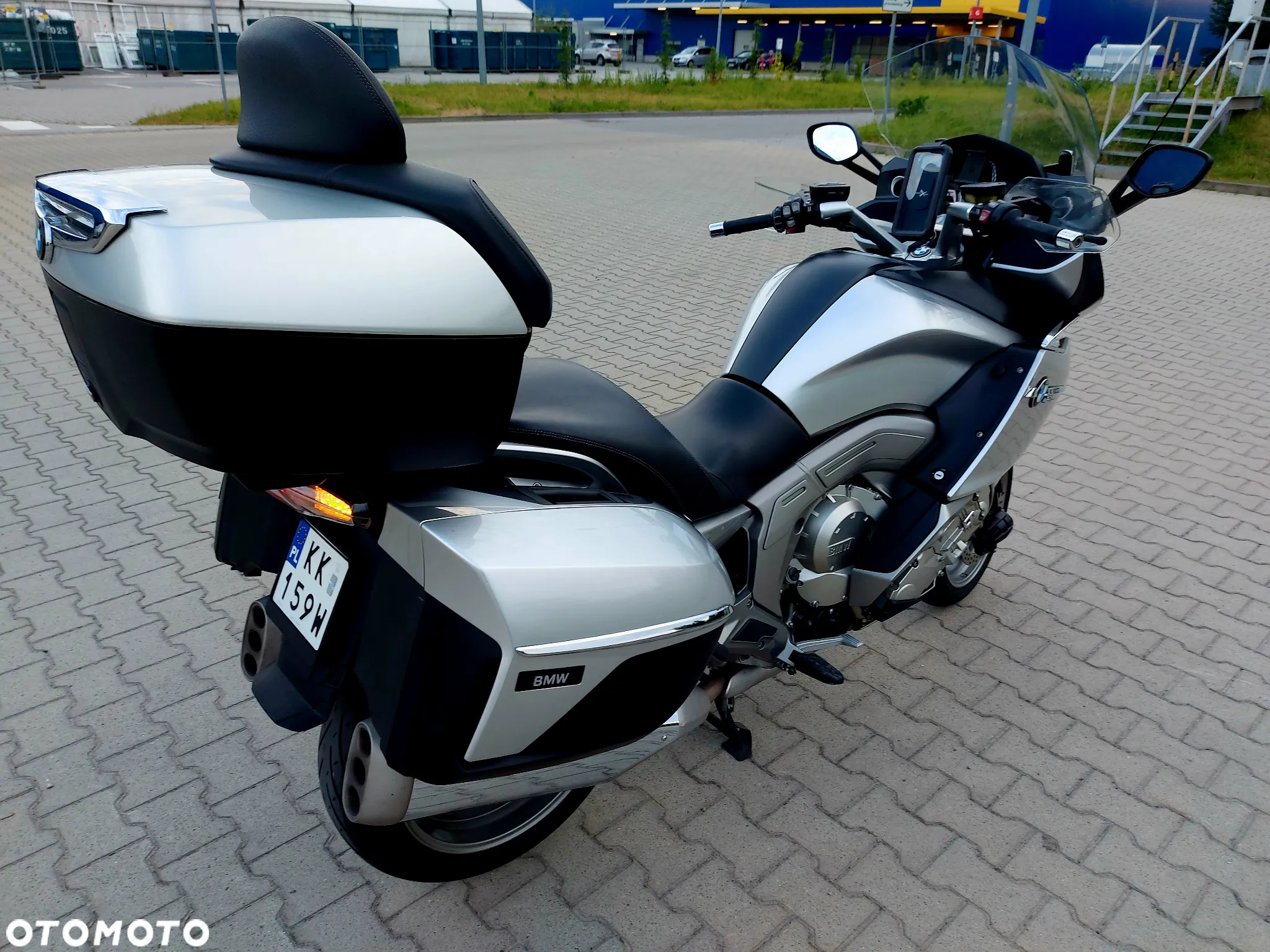 BMW K - 9
