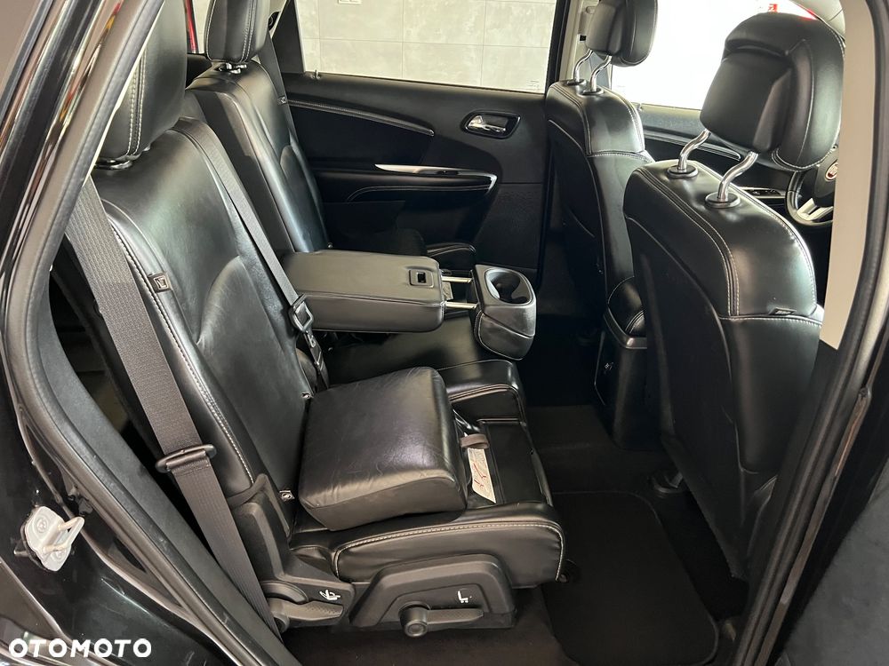 Fiat Freemont 2.0 Multijet Lounge - 23