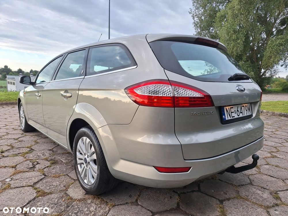Ford Mondeo 2.0 Ghia Executive - 4