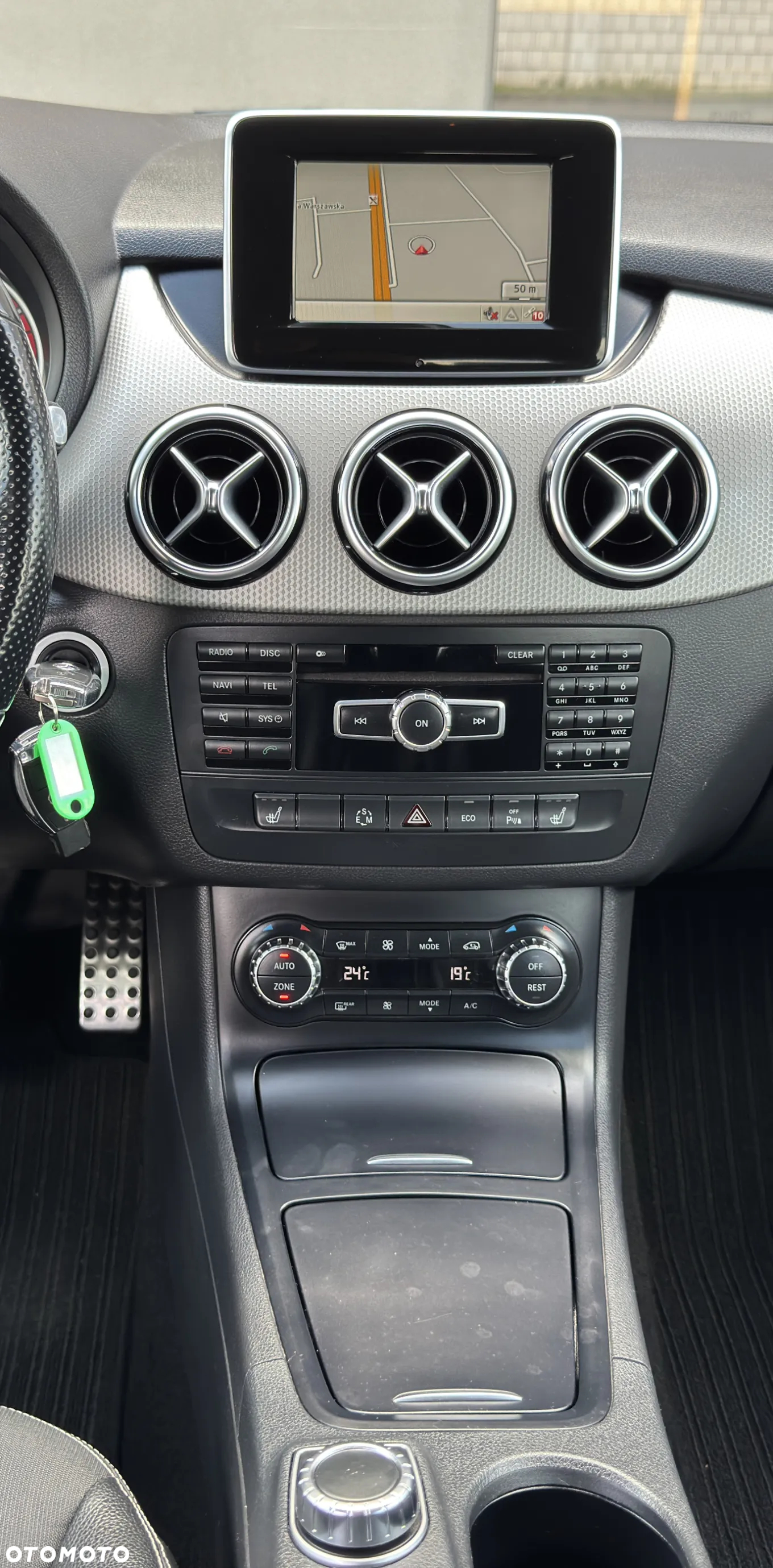 Mercedes-Benz Klasa B 220 4Matic 7G-DCT - 32
