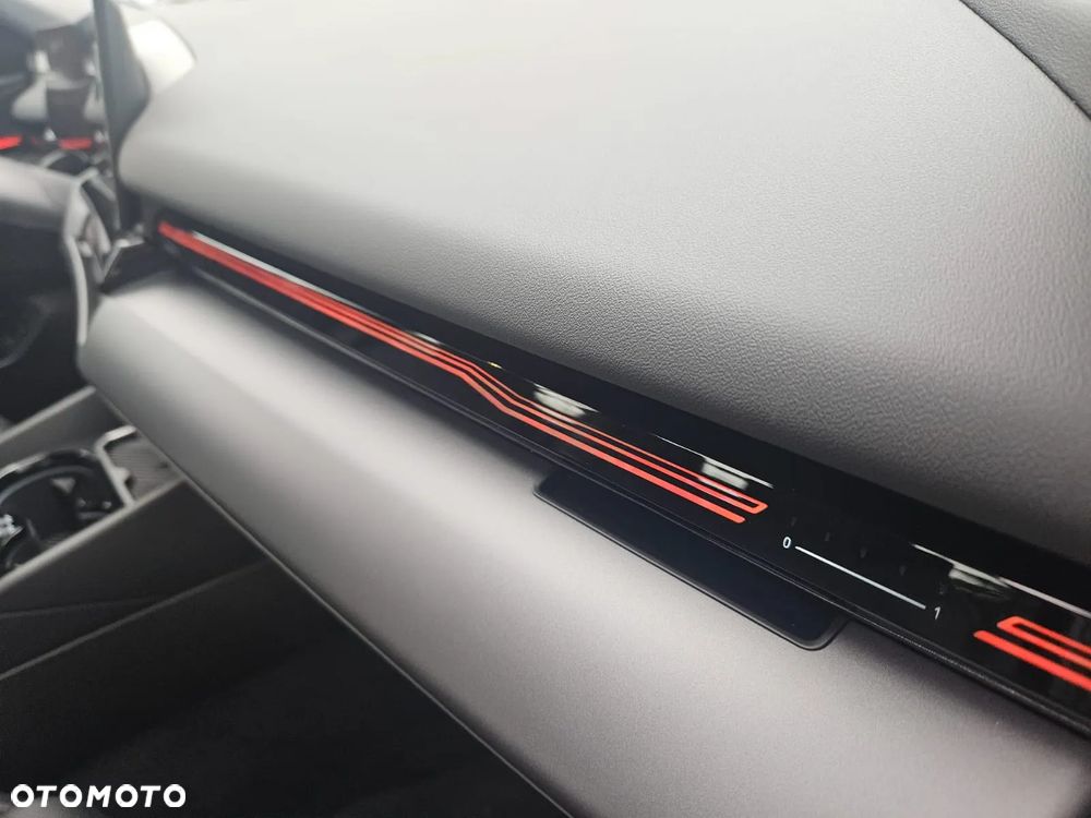 BMW Seria 5 520d xDrive - 16