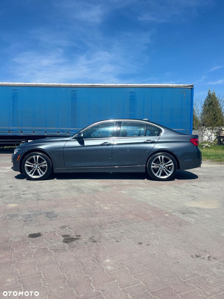 BMW Seria 3 330i Edition Luxury Line Purity - 4