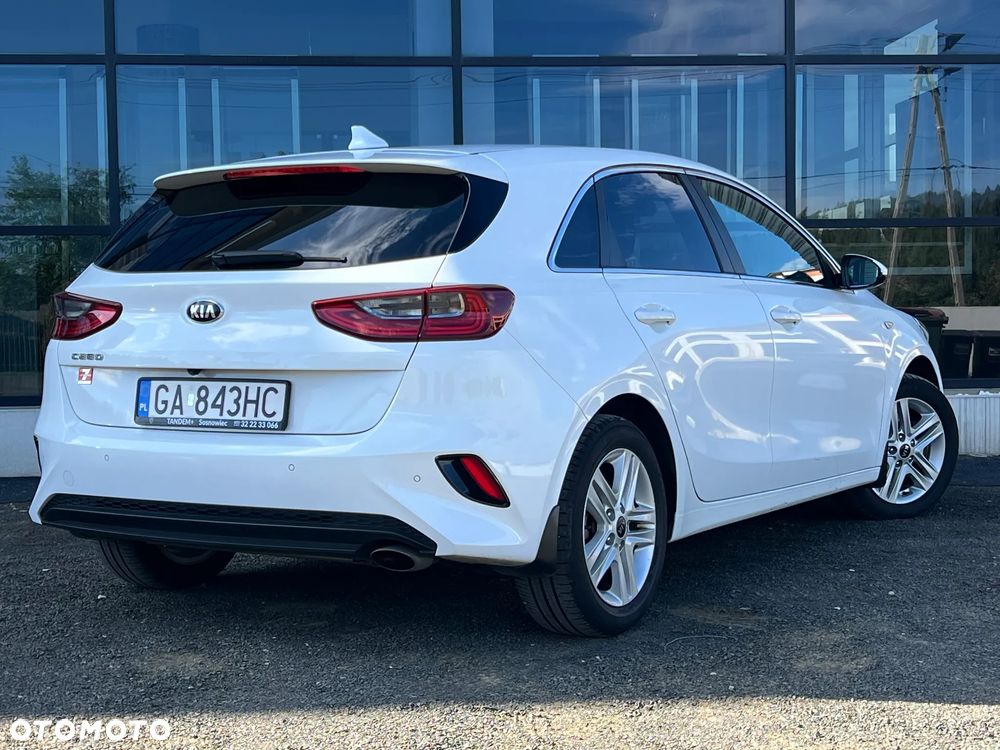Kia Ceed 1.4 T-GDI L Business Line - 9