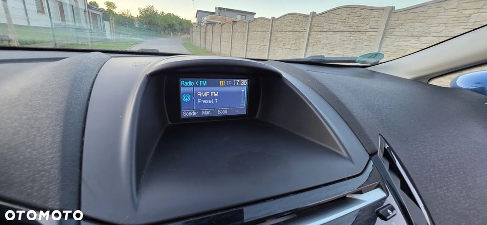 Ford Fiesta 1.0 EcoBoost STart-Stop Titanium - 31