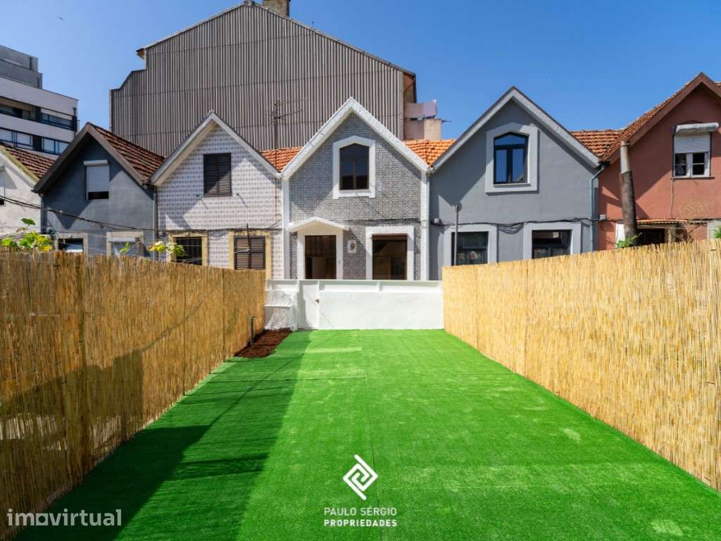 MORADIA T1+1 DUPLEX COM TERRAÇO TOTALMENTE REMODELADA EM VILA NOVA ... - Grande imagem: 3/20