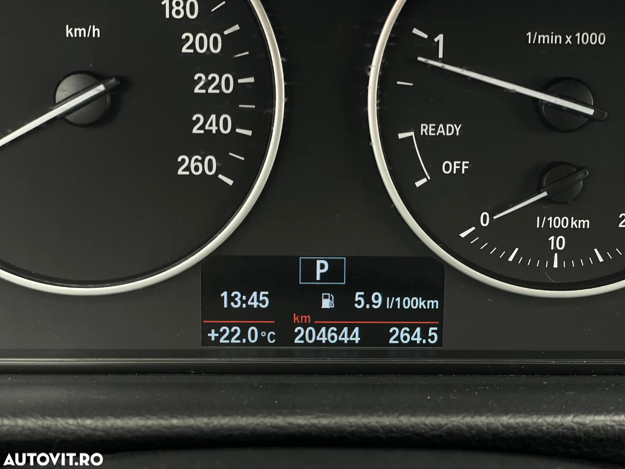 BMW Seria 3 318d Touring Aut. - 29