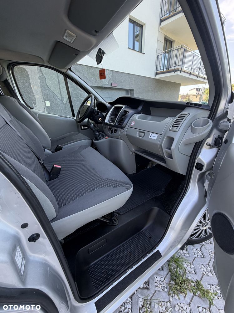 Opel Vivaro - 5