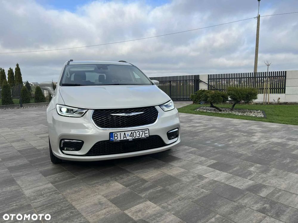 Chrysler Pacifica - 7
