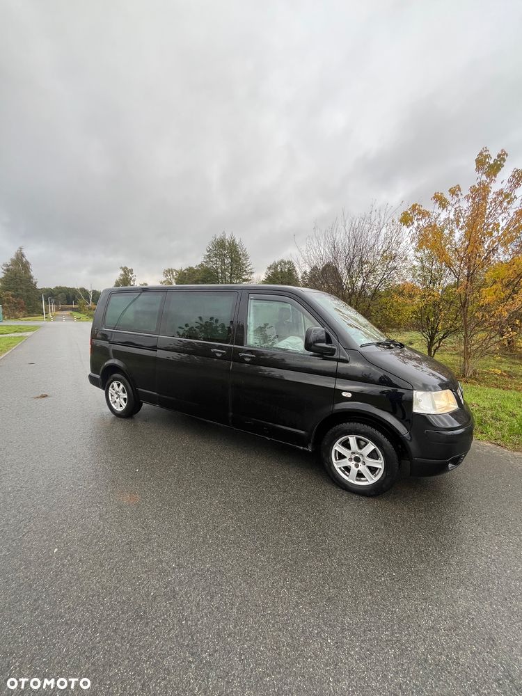 Volkswagen Caravelle - 2