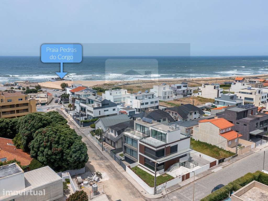 MORADIA T3 || JUNTO Á PRAIA || MATOSINHOS - Grande imagem: 2/34