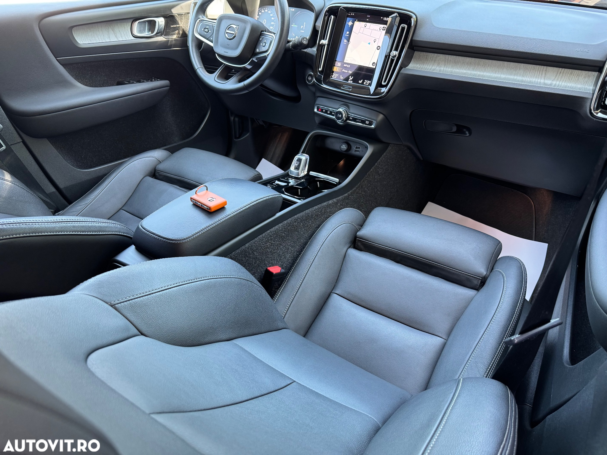 Volvo XC 40 T4 Recharge DKG Inscription Expression - 28
