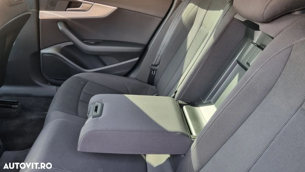 Audi A4 2.0 TDI S tronic - 14