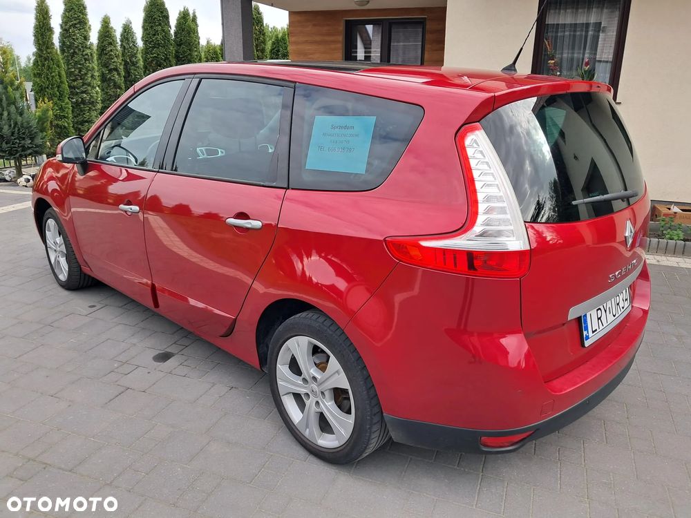 Renault Scenic 1.6 16V 110 Dynamique - 5