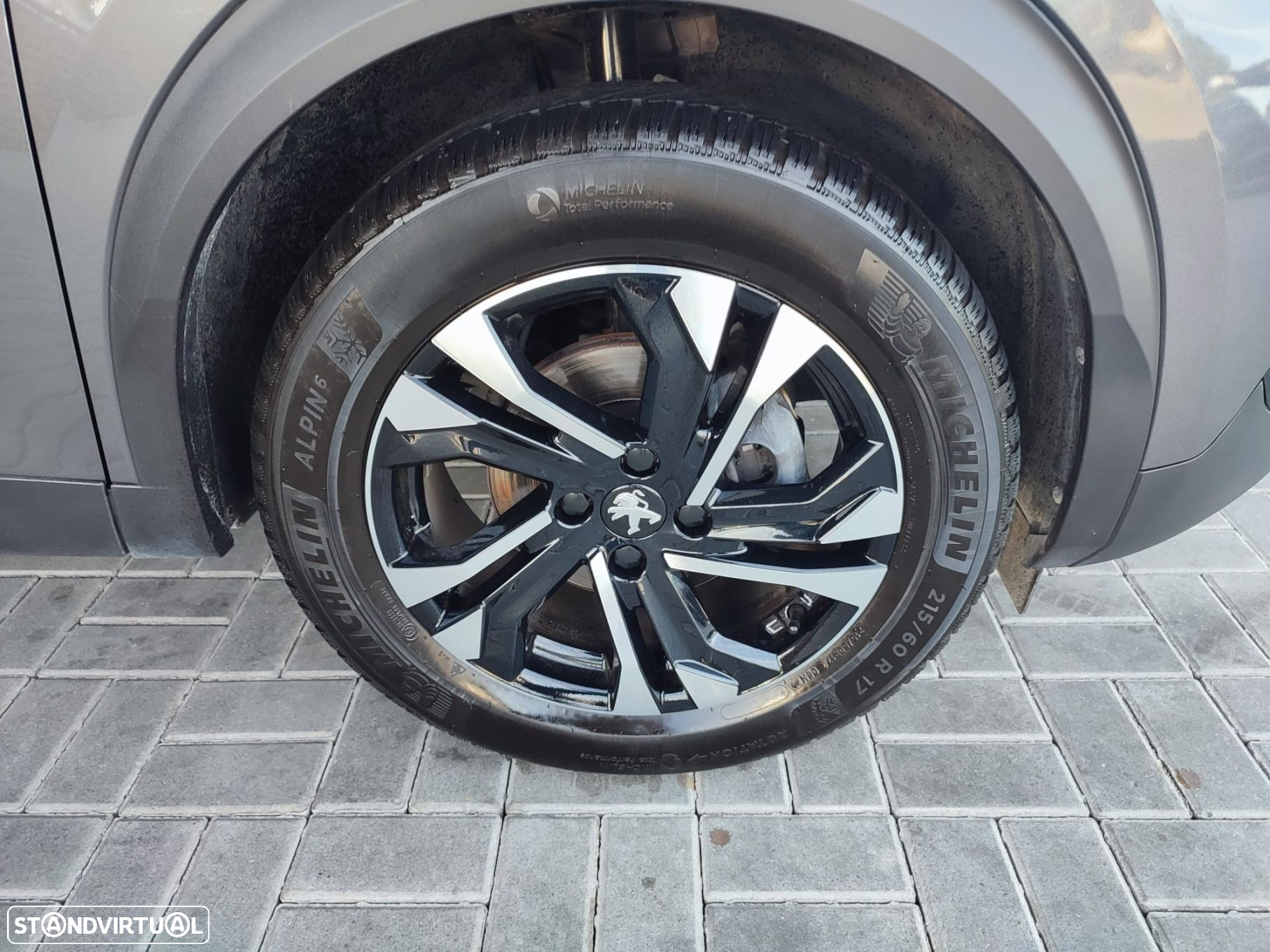 Peugeot 2008 1.5 BlueHDi GT Line EAT8 - 47