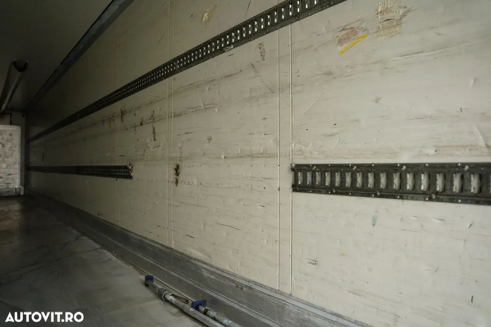 Schmitz Cargobull / REFRIGERAT / UNITATE THERMO KING SL-200 E / AXĂ RIDICATĂ / AXE SAF / - - 16