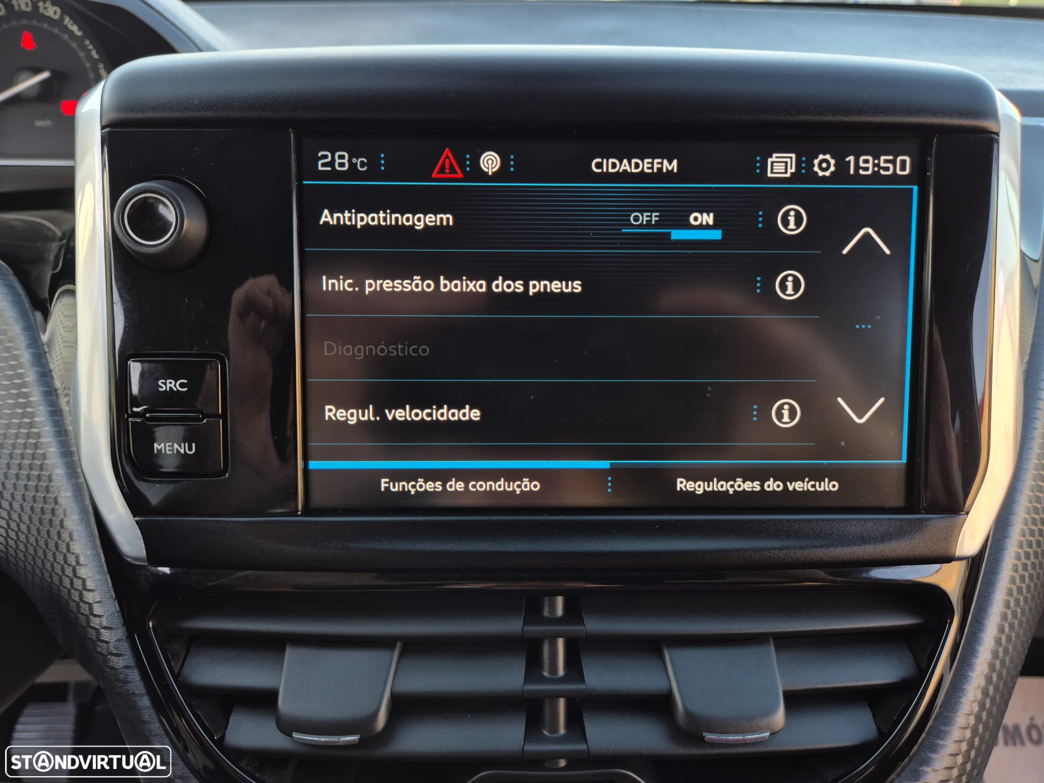 Peugeot 2008 1.2 PureTech Style - 36