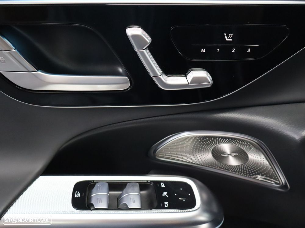 Mercedes-Benz E 53 AMG Hybrid 4Matic+ - 14