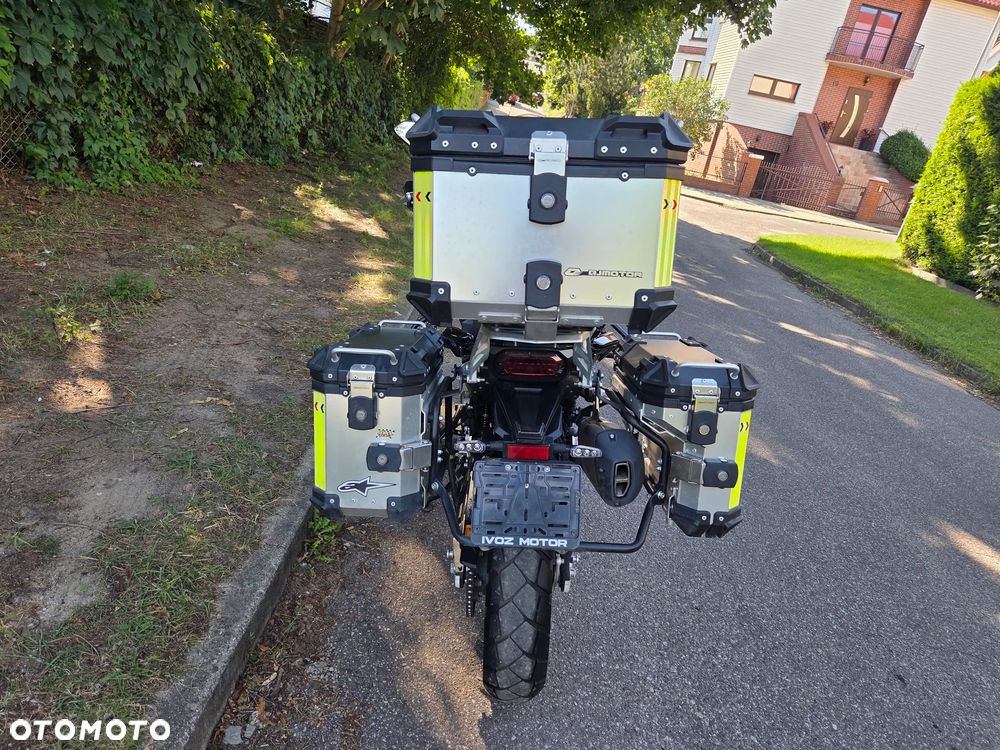 QJMOTOR SRK 700 - 4