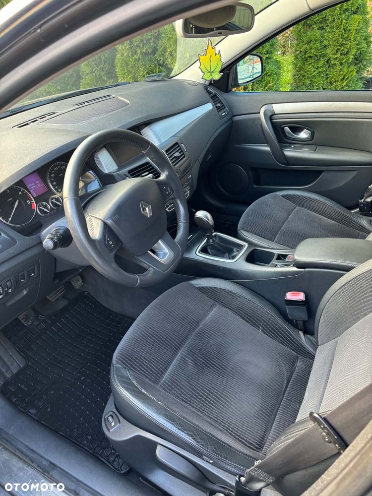 Renault Laguna - 8