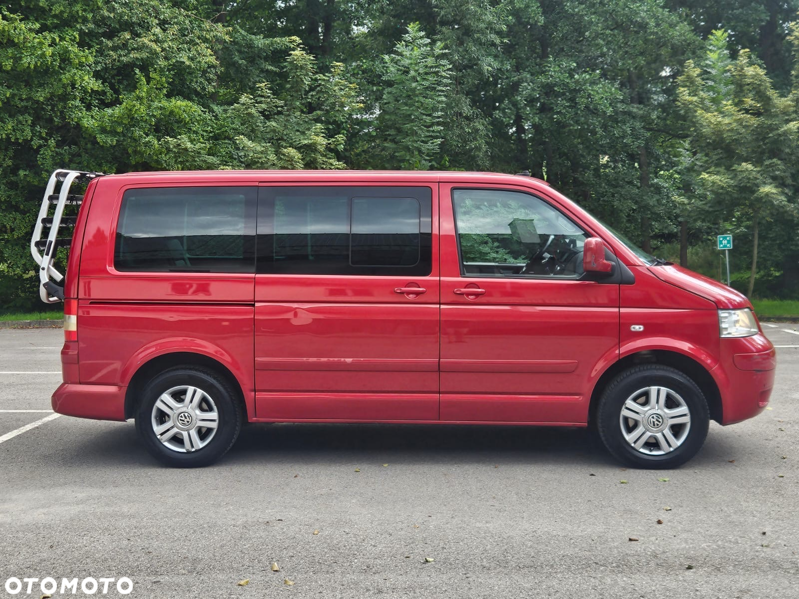 Volkswagen Multivan - 2