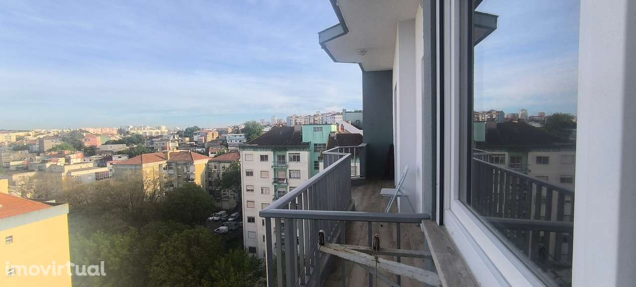 Apartamento, 3 quartos, Amadora, Reboleira, Águas - Grande imagem: 3/8