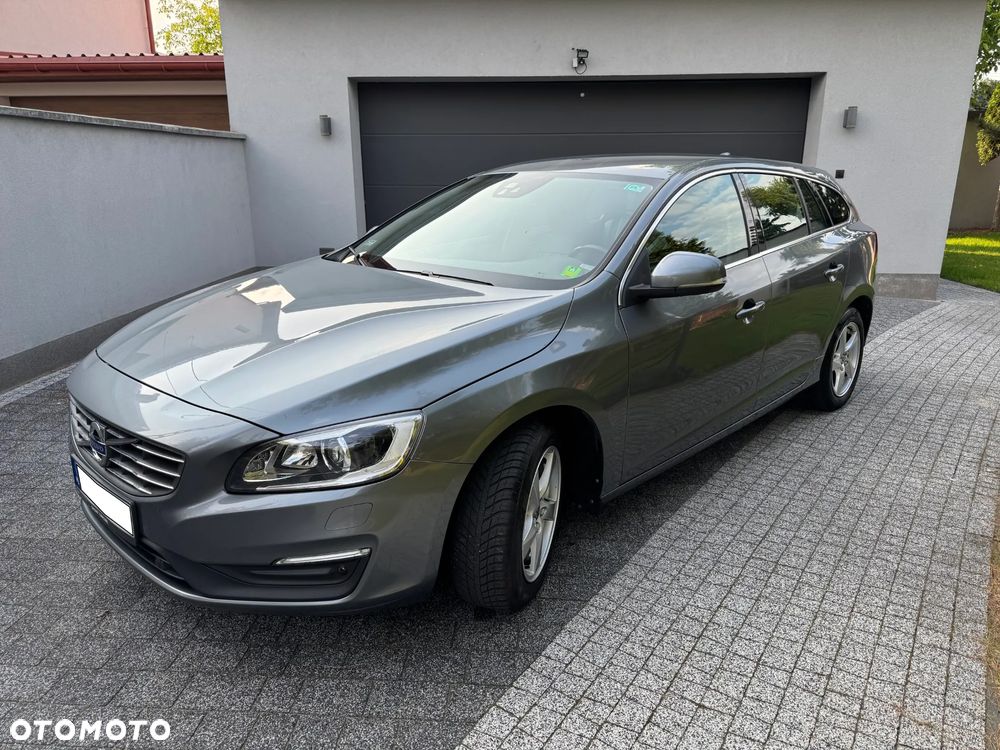 Volvo V60 D4 Drive-E Momentum - 4