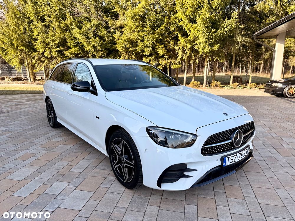 Mercedes-Benz Klasa E 300 de 9G-TRONIC - 40