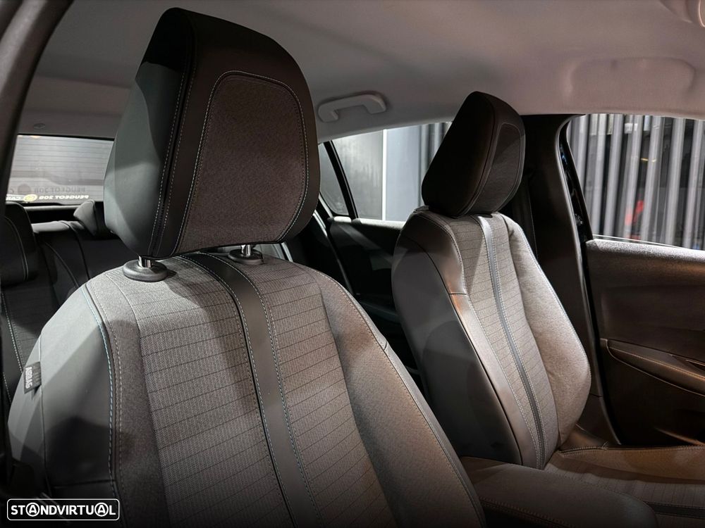 Peugeot e-208 50 kWh Allure Pack - 37