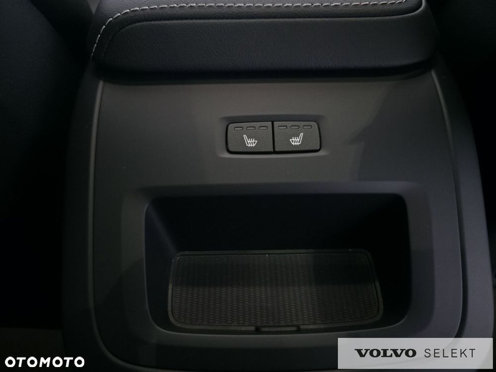 Volvo XC 60 - 25