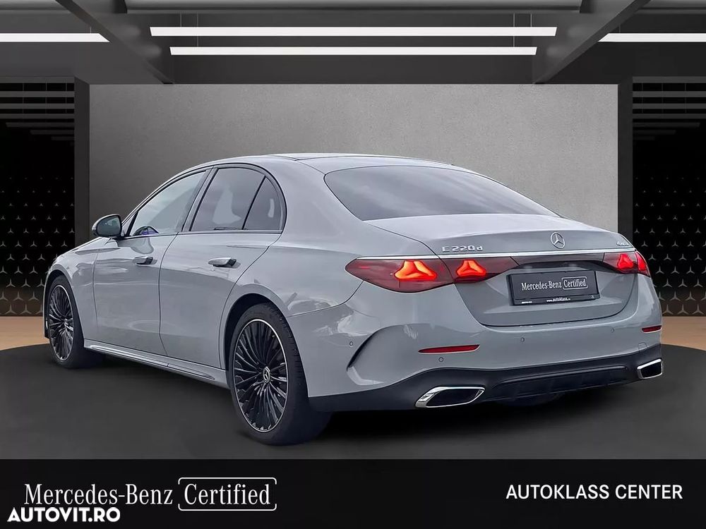 Mercedes-Benz E 220 d 4MATIC 9G-TRONIC Edition AMG Line - 4