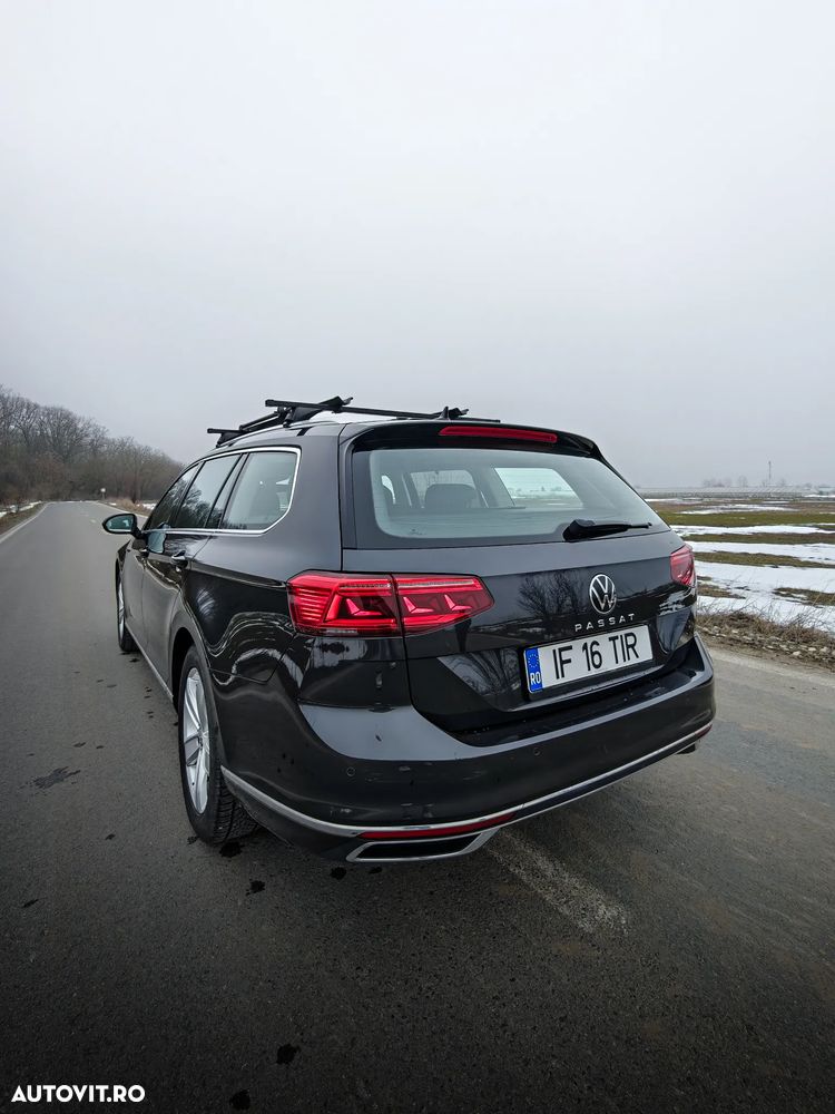 Volkswagen Passat 2.0 TDI DSG Advance - 6