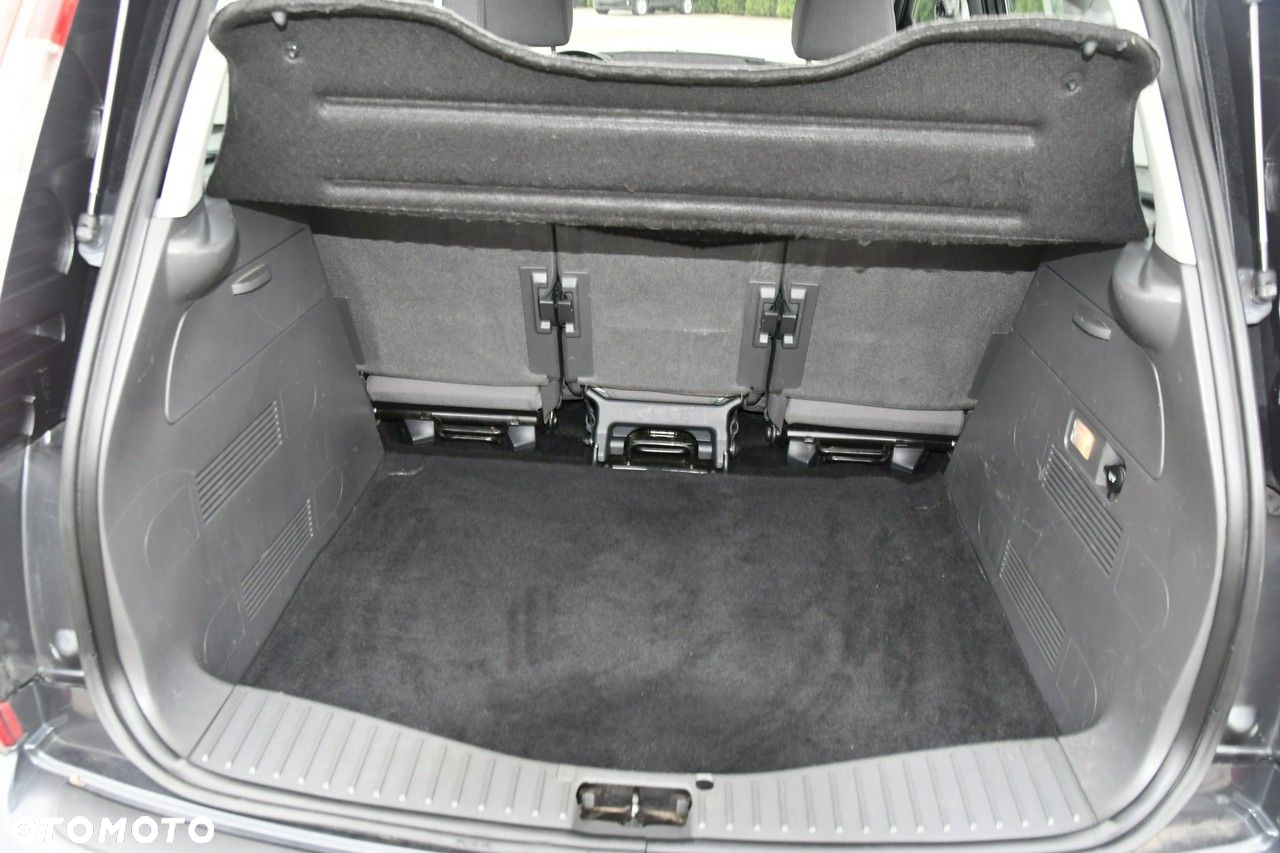 Ford C-MAX - 16