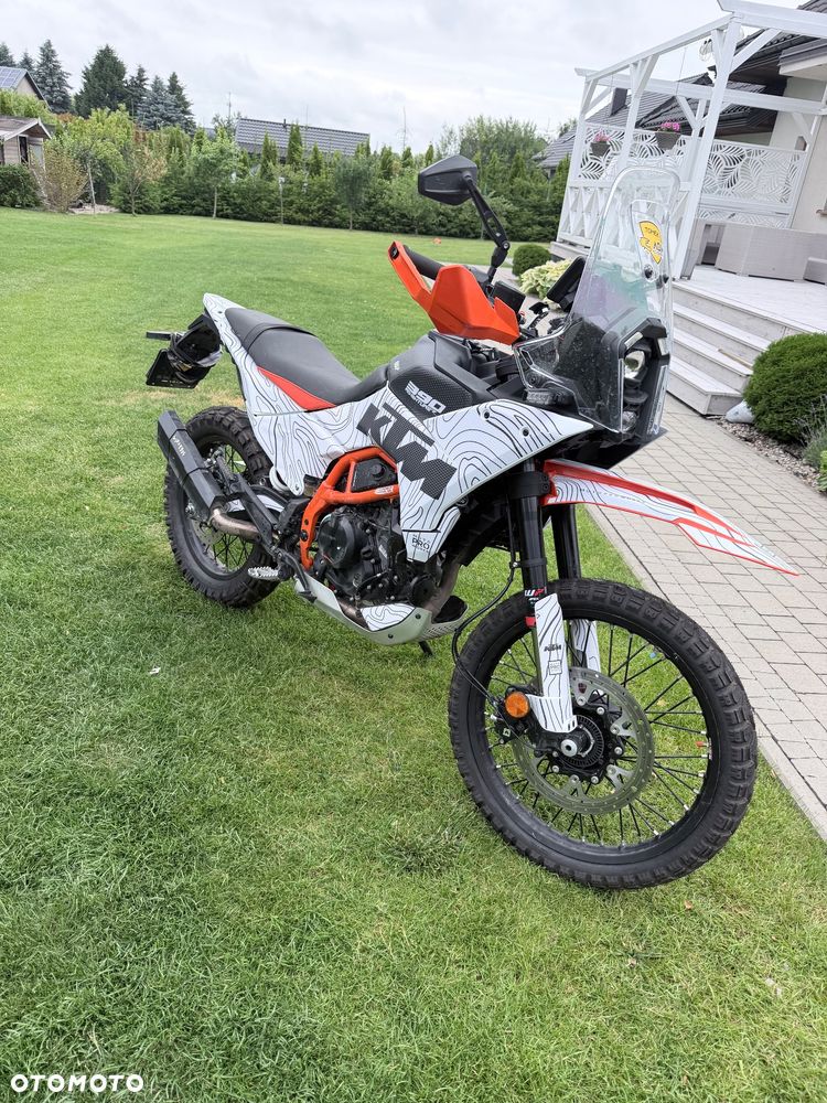 KTM Adventure 390 - 3