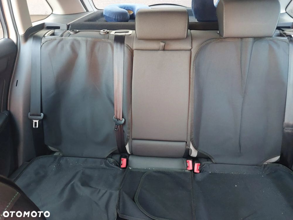 Skoda RAPID Spb 1.4 TSI Ambition DSG - 10