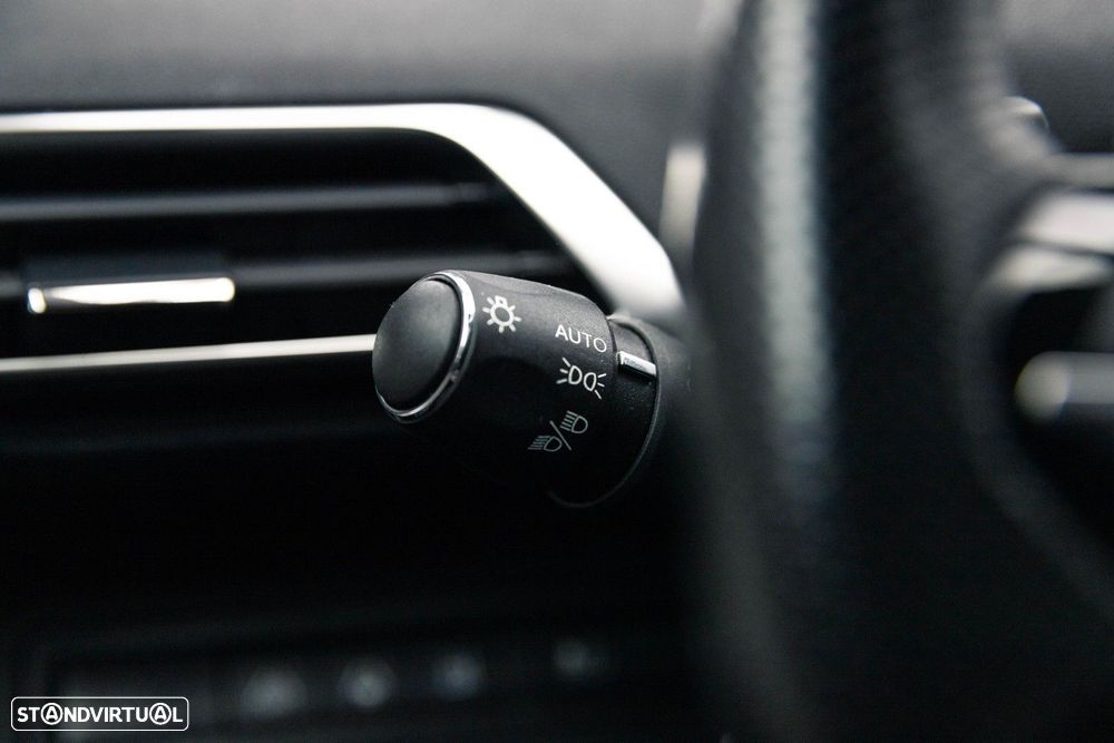 Peugeot 3008 1.6 Hybrid GT e-EAT8 - 36