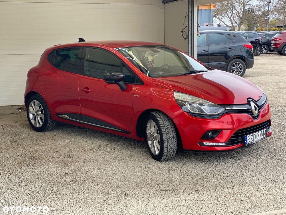 Renault Clio 1.2 16V Limited - 25