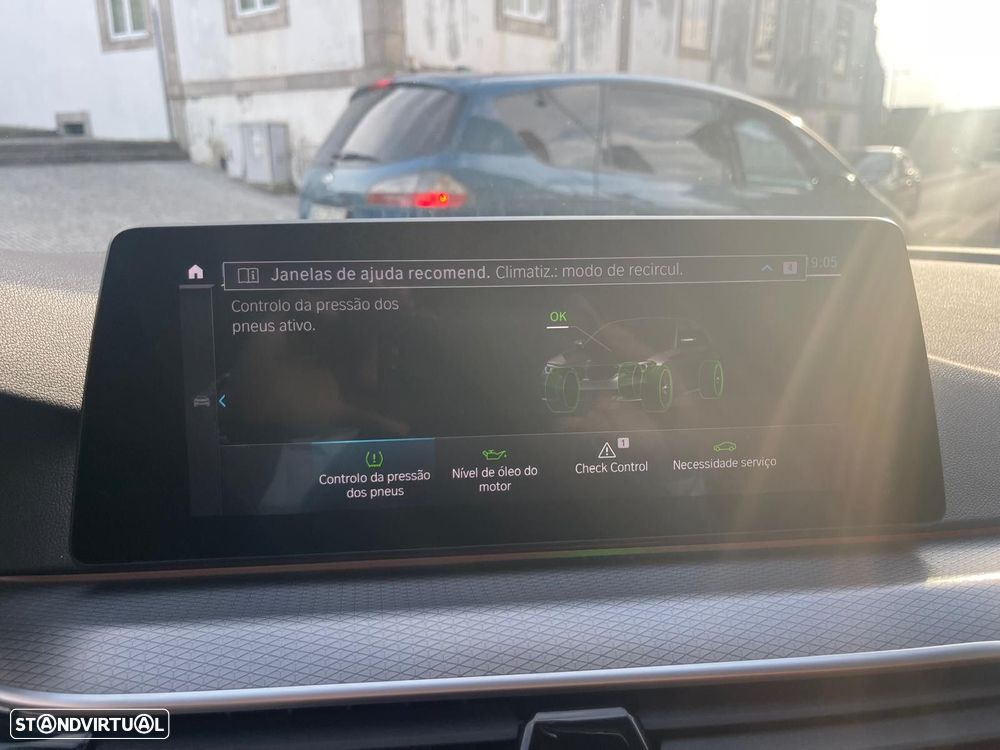 BMW 530 e iPerformance Pack M - 28
