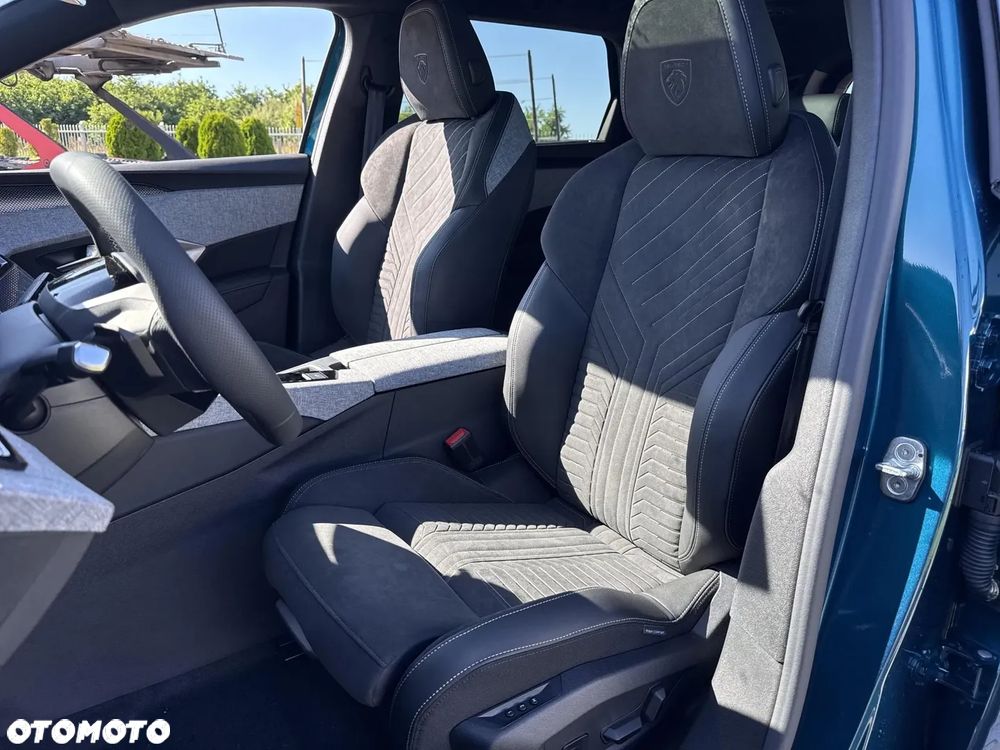 Peugeot 5008 - 32