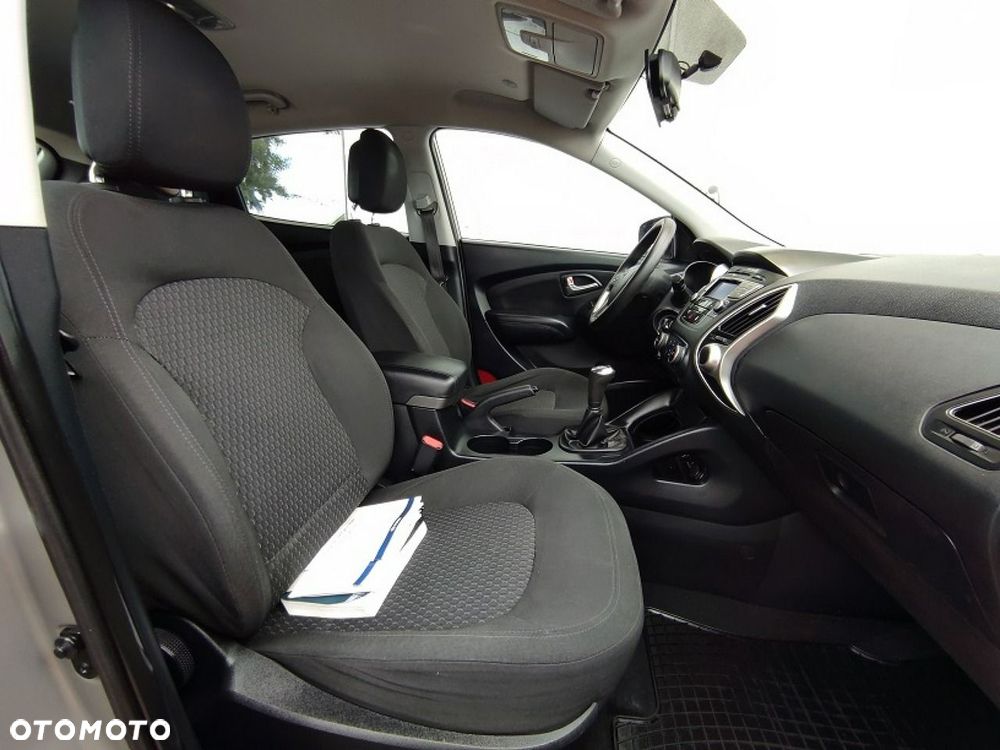 Hyundai ix35 - 12