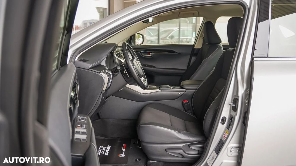 Lexus Seria NX 300h FWD Business - 29