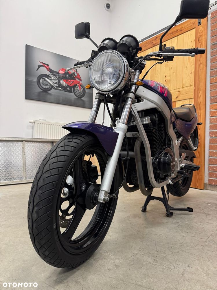 Suzuki GS - 16