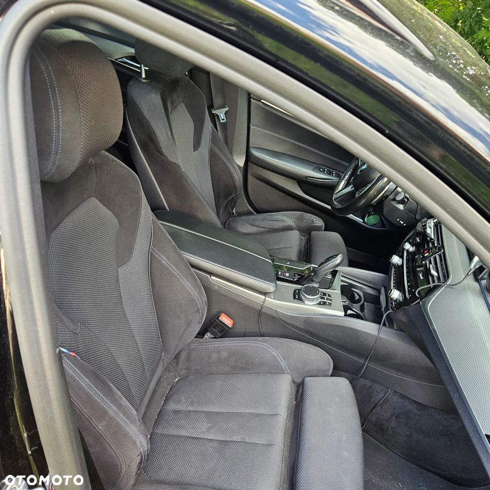 BMW Seria 5 530i xDrive M Sport sport - 10