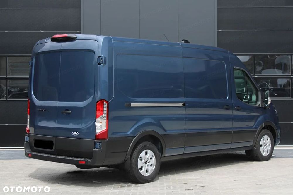 Ford Transit L3H2 Limited 350 A8 2.0 165KM - 6