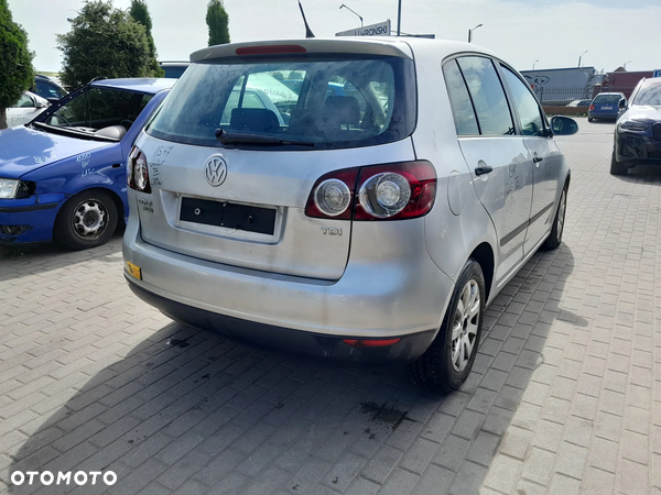 VW GOLF V PLUS + BELKA TYLNEGO ZAWIESZENIA KOMPLETNA